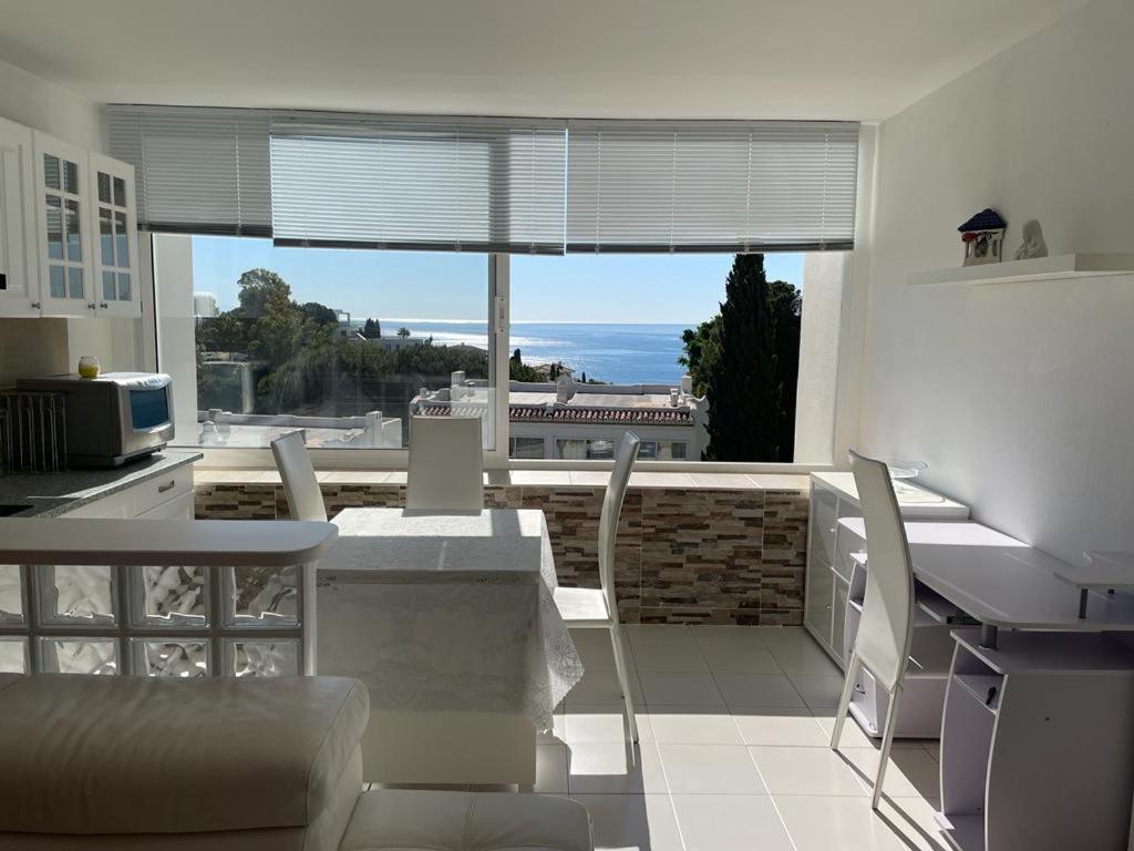 Precioso Estudio En Zona Residencial Miraflores マラガ エクステリア 写真