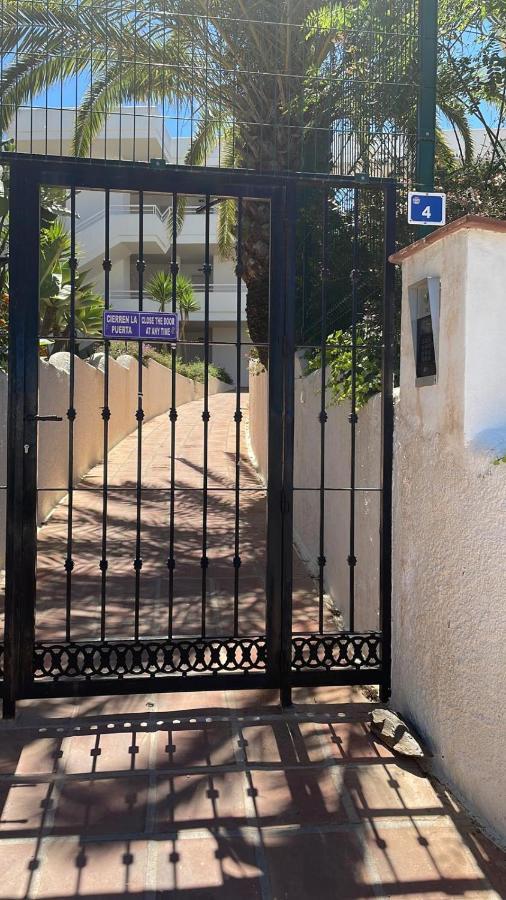 Precioso Estudio En Zona Residencial Miraflores マラガ エクステリア 写真